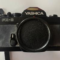 Macchina fotografica Yashica FX-3 + borsa Yashica