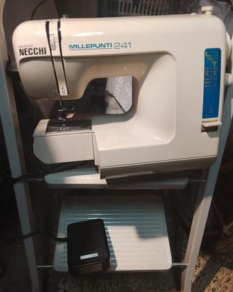 Macchina da Cucire Necchi Millepunti 241