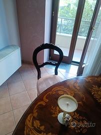 Tavolo e sedie 