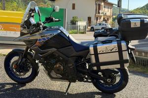 Suzuki V Strom 1050 XT