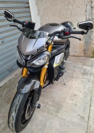 Triumph speed triple 1200 rs