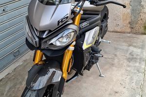 Triumph speed triple 1200 rs