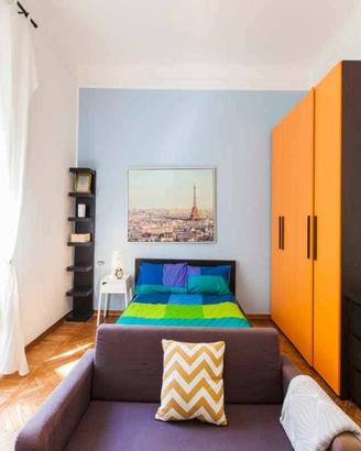 Stanza in appartamento di 150 m² a Segrate