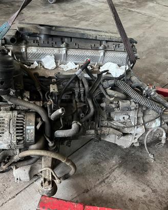 Motore BMW 2.8 i