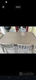 tavolo e sedie da esterno