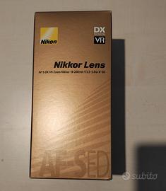 NIKON SCATOLA VUOTA OBIETTIVO ZOOM NIKKOR 18-200mm