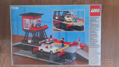 LEGO 7839 Passenger Platform (1986) MISB 12V RARO
