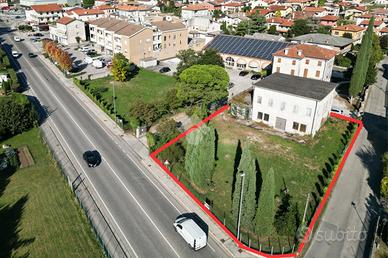 LABORATORIO A SANDRIGO