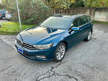 Volkswagen Passat 2.0 TDI 150 Cv EVO Sw DSG