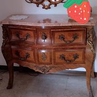 Comò in legno massiccio