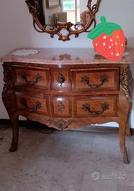 Comò in legno massiccio