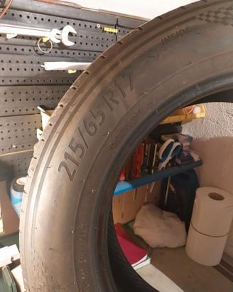 Gomme Estive Come Nuove - 215/65 R17 SUV