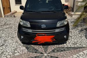 Daihatsu Materia colore nero