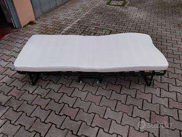 Brandina con materasso