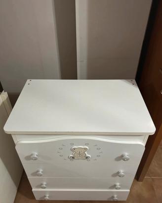 Cassettiera con bagnetto bianco in legno brillanti