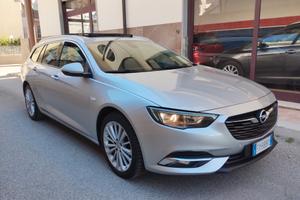 OPEL INSIGNIA 1.6 CDTI 136 CV - CAMBIO AUTOMATICO 
