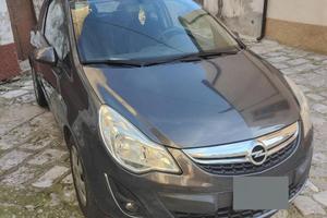 Macchina auto benzina Opel Corsa 1.2 85 cv 2012