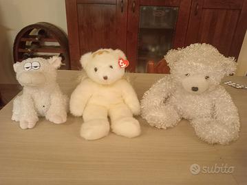 3 peluche media grandezza 