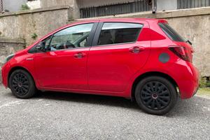 Toyota Yaris Hybrid 2015 XP13