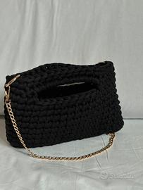 Borsa ad uncinetto