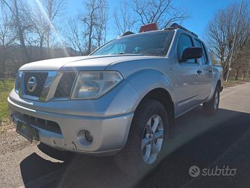 Nissan Navara 2.5 dCi 4 porte Double Cab XE