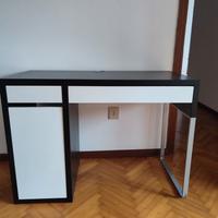 scrivania ikea