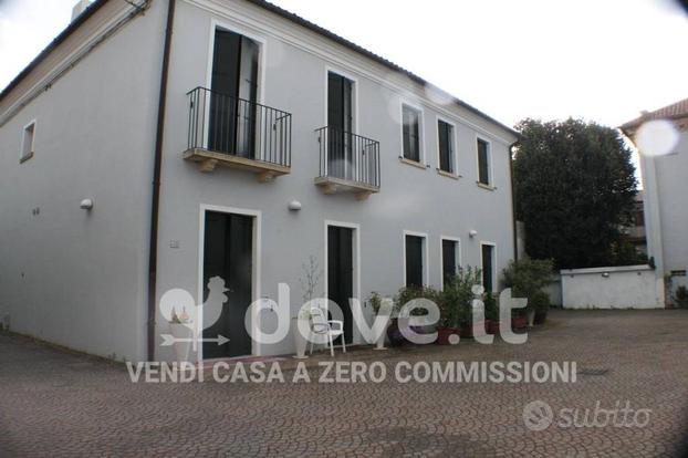 Appartamento Via Felice Cavallotti, 16, 35043, Mon