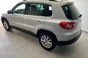 Volkswagen Tiguan 2.0 TDI DPF 4MOTION DSG Sport &
