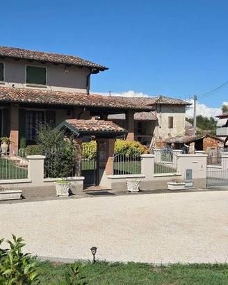 Villa di 309 m² con 5 locali e box auto doppio a L
