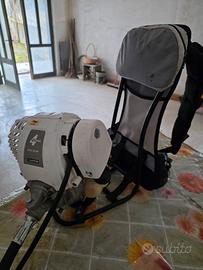 Decespugliatore a zaino con motore a benzina