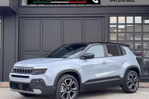 JEEP Avenger 1.2 turbo e-hybrid mhev Summit fwd