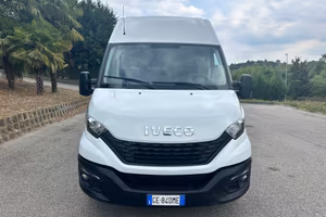 IVECO DAILY 35-140 2300 cc 2021