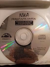 NWA STRAIGHT OUTTA COMPTON