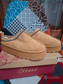 Ciabatte in stile UGG,
