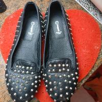 Ballerine nere in vera pelle con borchieTT bagatt 