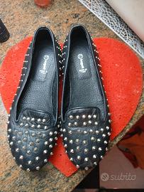 Ballerine nere in vera pelle con borchieTT bagatt 