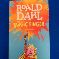 Libro in inglese The magic finger’ di Roald Dahl
