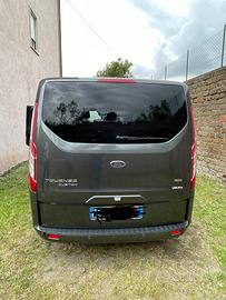 Ford turneo custom 9 posti