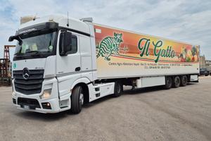 Semirimorchio Schmitz Cargobull SCB S3B Frigo