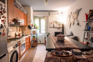 Bilocale con garage e cantina - Zona Musicisti