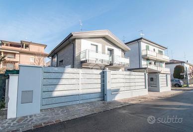 VILLA SINGOLA A CARPI