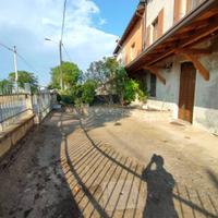 Splendida Bifamiliare immersa nella Campagna di Mo