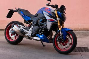 Bmw f 900 r- Aprile 2025- 3558 Km. Pari al nuovo