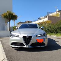 ALFA ROMEO Giulia - 2021 190cv Diesel