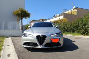 ALFA ROMEO Giulia - 2021 190cv Diesel