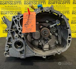RENAULT SCENIC cambio manuale usato K4MD8