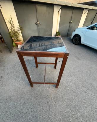 Tavolo in legno