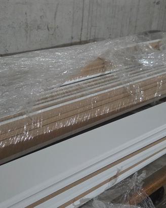 Battiscopa bianco MDF con  passacavo Leroy Merlin 
