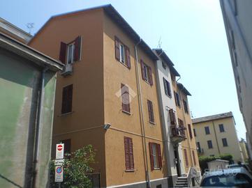3 LOCALI A PARMA