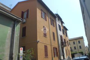 3 LOCALI A PARMA